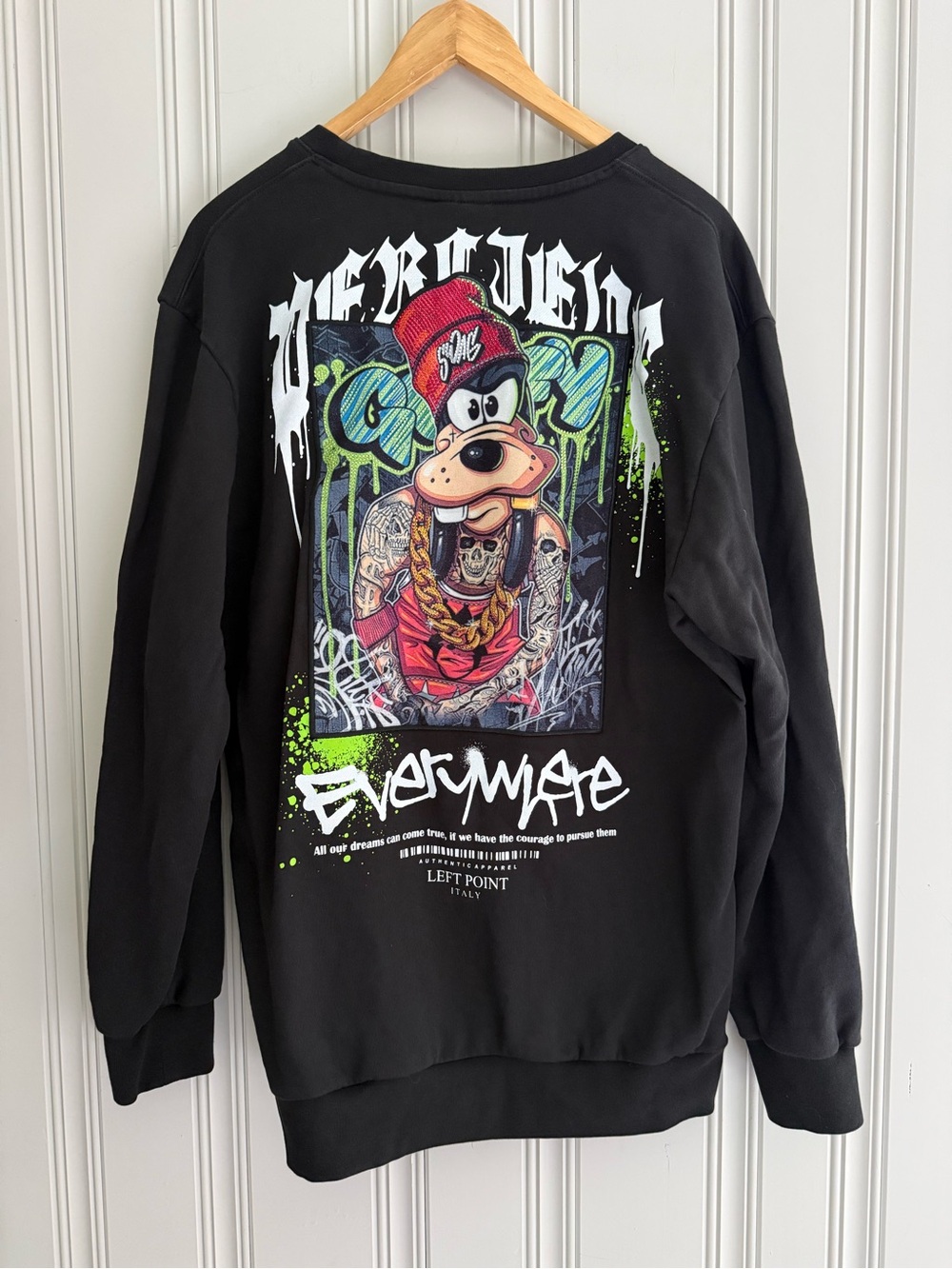 Black Graphic Crewneck Sweatshirt